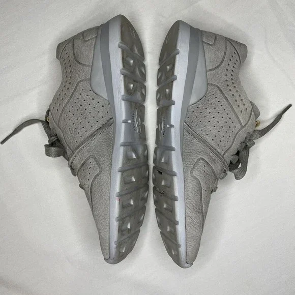 UGG Women's Tye Casual Leather Sneakers Size 6 Gray Treadlite S/N 1016674 - Picture 4 of 8